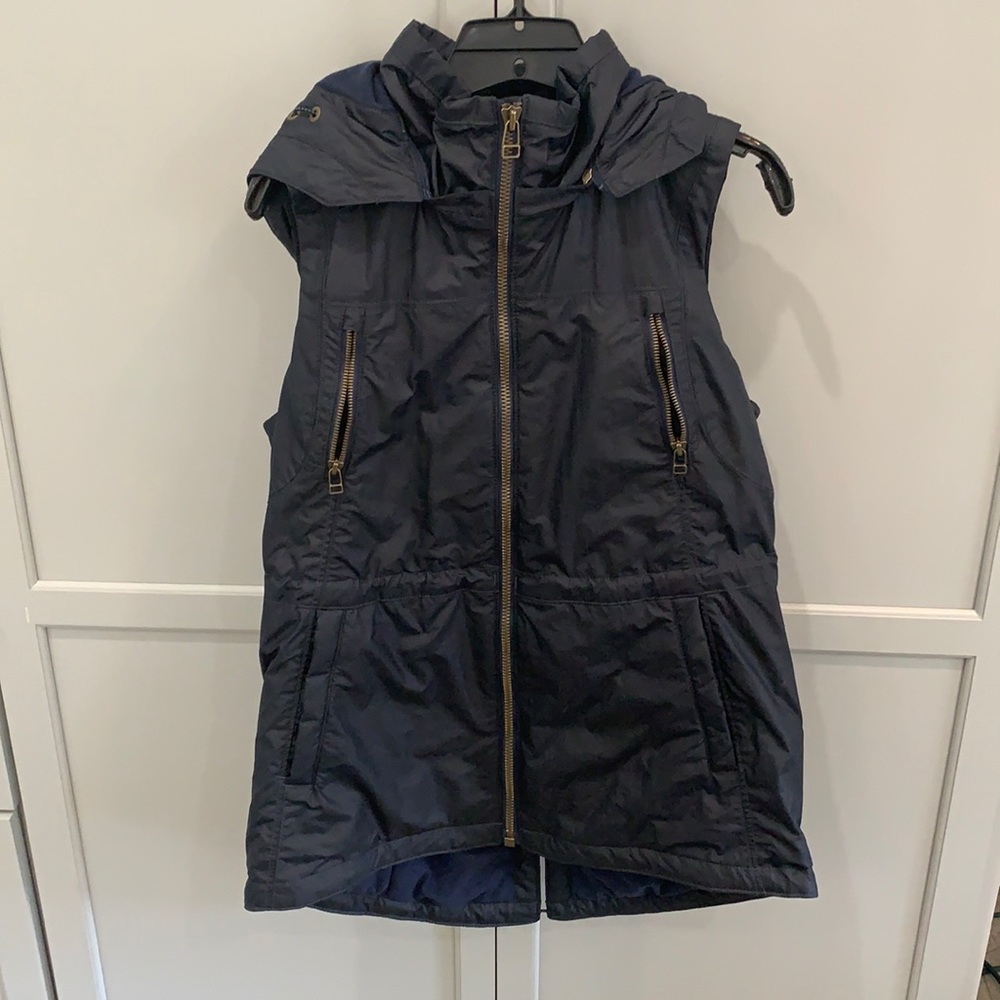 Athleta Vest in Navy. Great for Spring!